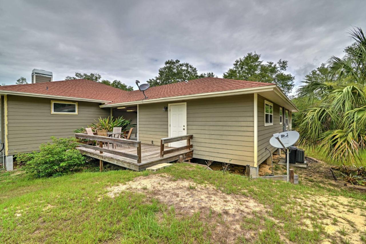 Crystal River Cottage On 1 Acre With Deck And Porch! Yankeetown Exterior photo